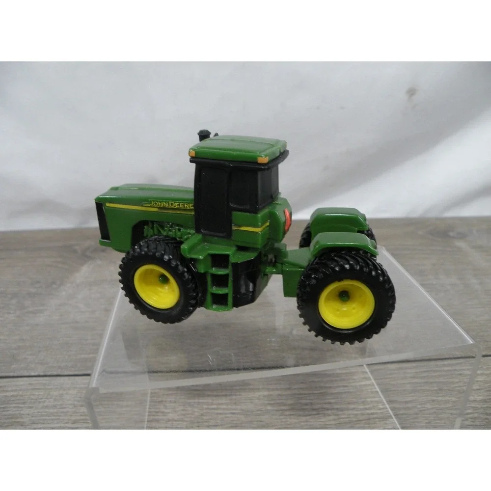 John Deere Articulated Tractor Diecast Toy Farm Vehicle Green Yellow Model